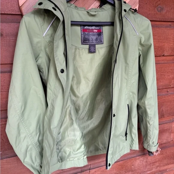 Eddie Bauer Women's Light Green Raincoat - Picture 1 of 6
